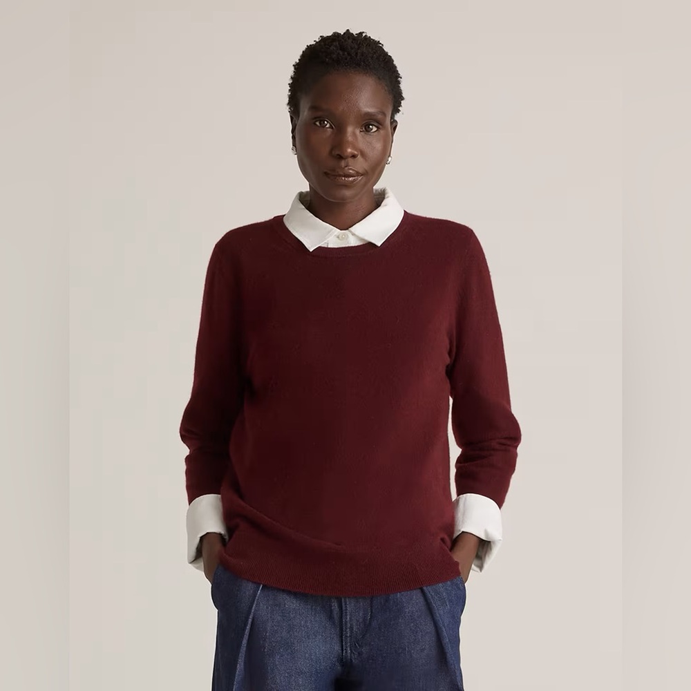 Mongolian Cashmere Crewneck Sweater - Rich Burgundy - Women’s Medum